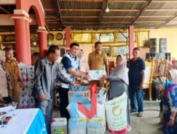 Aleg Hardi Bagikan Bantuan Untuk UMKM