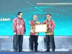 Pj Bupati Sherman Terima Langsung Penghargaan KASN Dengan Kategori Terbaik