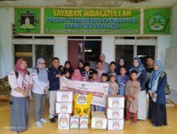 KPU Boalemo Berbagi Santunan Pada Anak Yatim Di Yayasan Hidayatullah