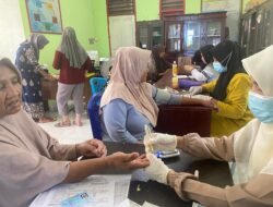 Puskesmas Paguyaman Pantai dan Pemdes Bubaa Gelar Cek Kesehatan Gratis Bagi Penerima Bantuan Pangan