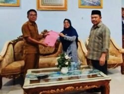 Pejabat Baru Sekwan Dan Lama Langsungkan Serah Terima Jabatan Di Hadapan Sekda