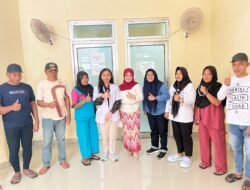 Nakes UPTD Puskesmas Paguyaman Pantai Ajak Pasien Disabilitas Mental Kontrol Pengobatan di Rumah Sakit