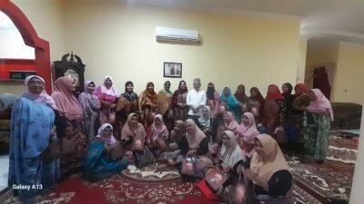 Ketua DPRD Boalemo Gelar Khatam Qur’an di Awal Malam Pasang Lampu