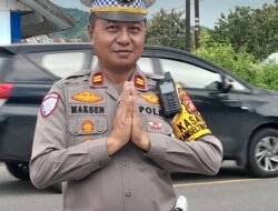 Kasatlantas Polres Boalemo Pastikan Arus Lalu Lintas Malam Lebaran Aman dan Lancar