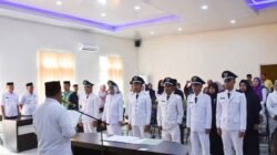 Bupati Boalemo Drs. Rum Pagau melantik 6 Kepala Desa Pengganti Antar Waktu dan 2 Penjabat Kepala Desa