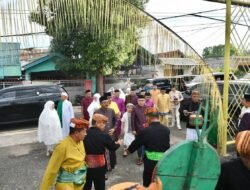 Bupati dan Wabup Boalemo Sholat Idul Fitri Bersama Masyarakat di Masjid Agung Baiturrahmah