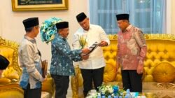 Boalemo Serius Wujudkan Gudang Silo Modern dan Kantor Bulog, Bupati Rum Pagau Serahkan Dokumen Kesiapan Wilayah