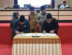 Bupati Rum Pagau Sampaikan Pengantar Perubahan KUA-PPAS APBD Boalemo 2026 di DPRD