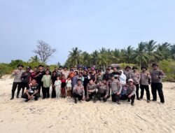 Peringati Hari Sumpah Pemuda ke-98, Polres Boalemo Gelar Green Policing dan Tanamkan Kepedulian Lingkungan Laut